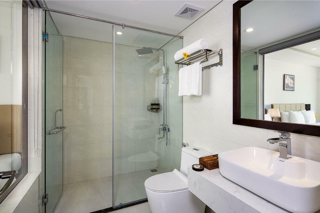 Golden Line Hotel Danang Dış mekan fotoğraf
