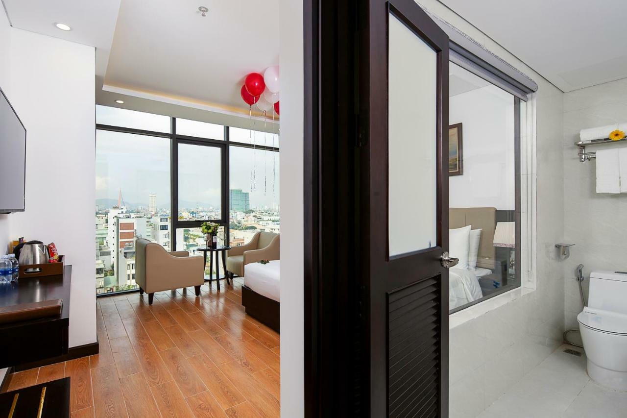 Golden Line Hotel Danang Dış mekan fotoğraf